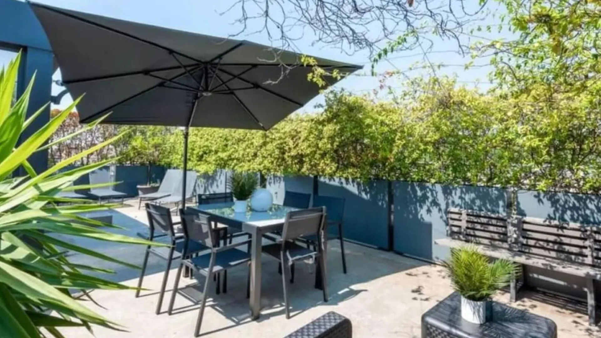 Apartmán Ampli Apartament De 3-Habitacions A Roma