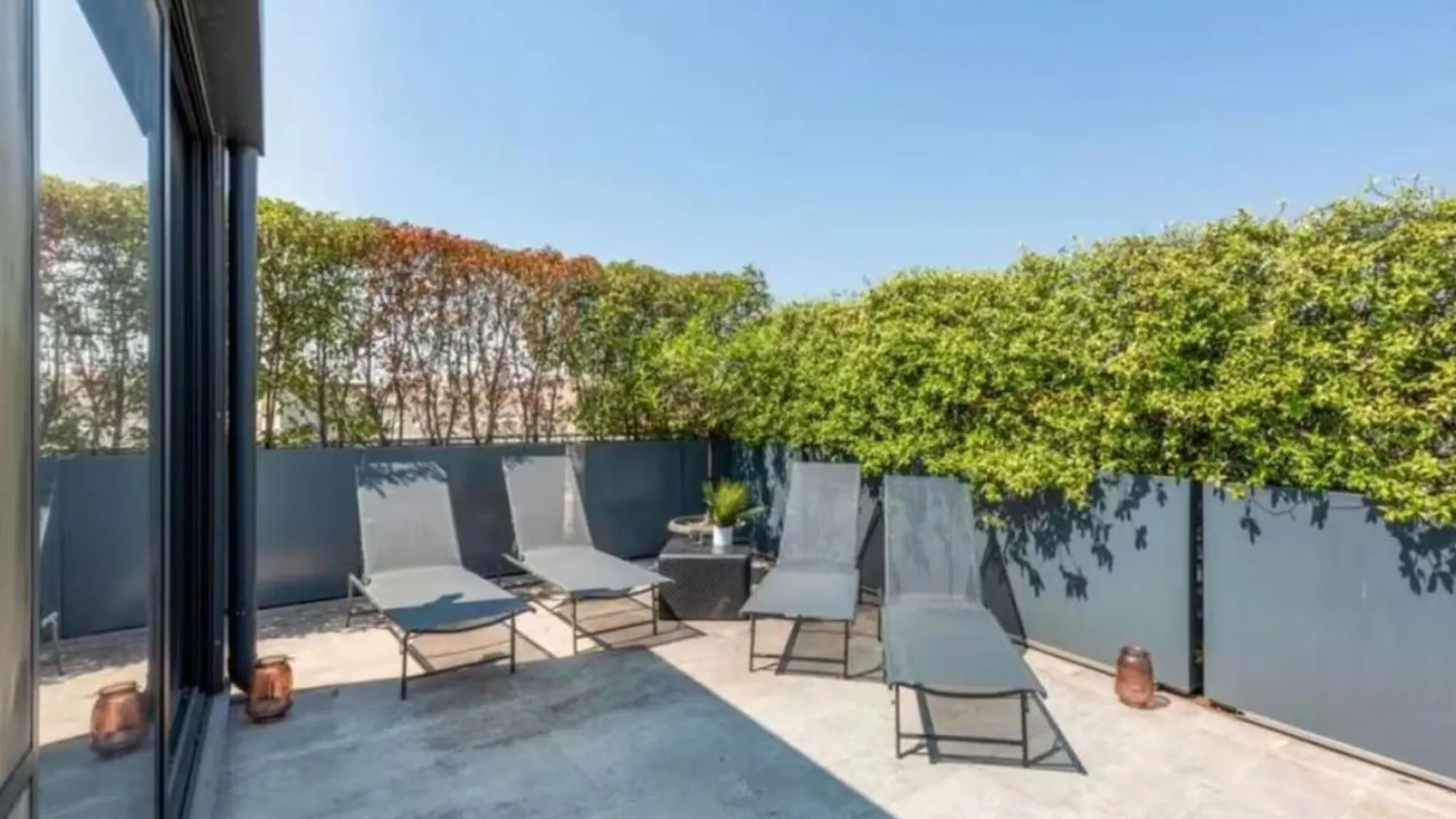 Ampli Apartament De 3-Habitacions A Roma 0*, Rome Italy
