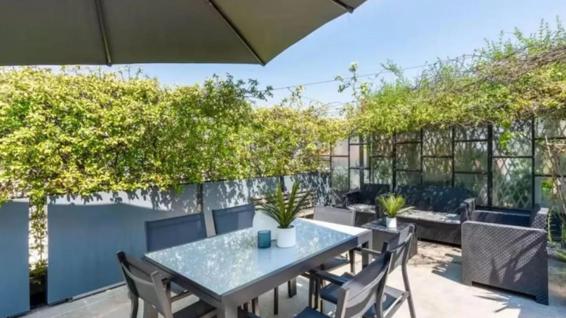 Ampli Apartament De 3-Habitacions A Roma Italy